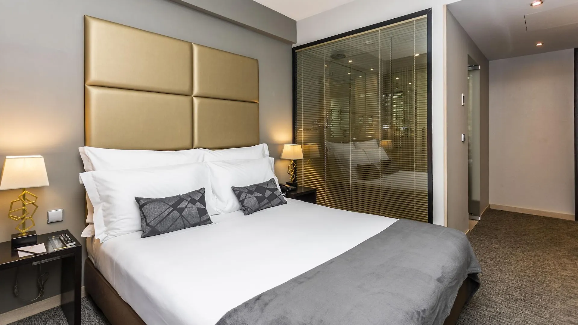 Czar Lisbon Hotel
